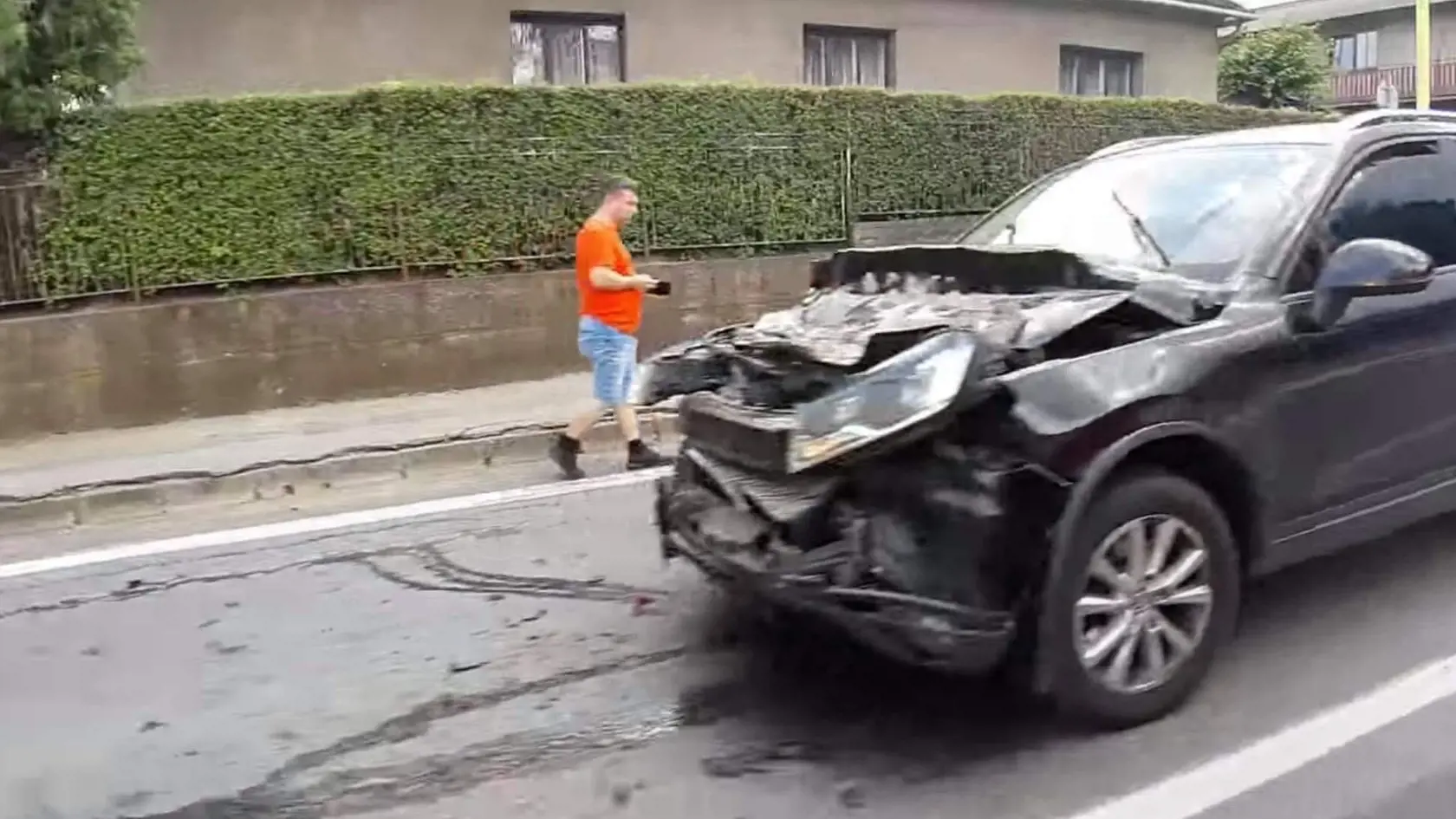 Zničené auto.