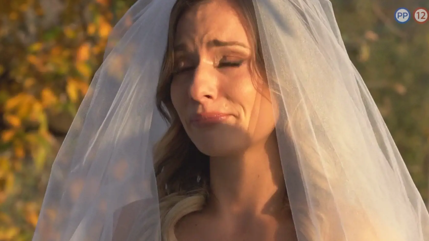 Lucia po príchode na svadbu nesmierne plakala. Ivanovi to muselo byť veľmi nepríjemné.