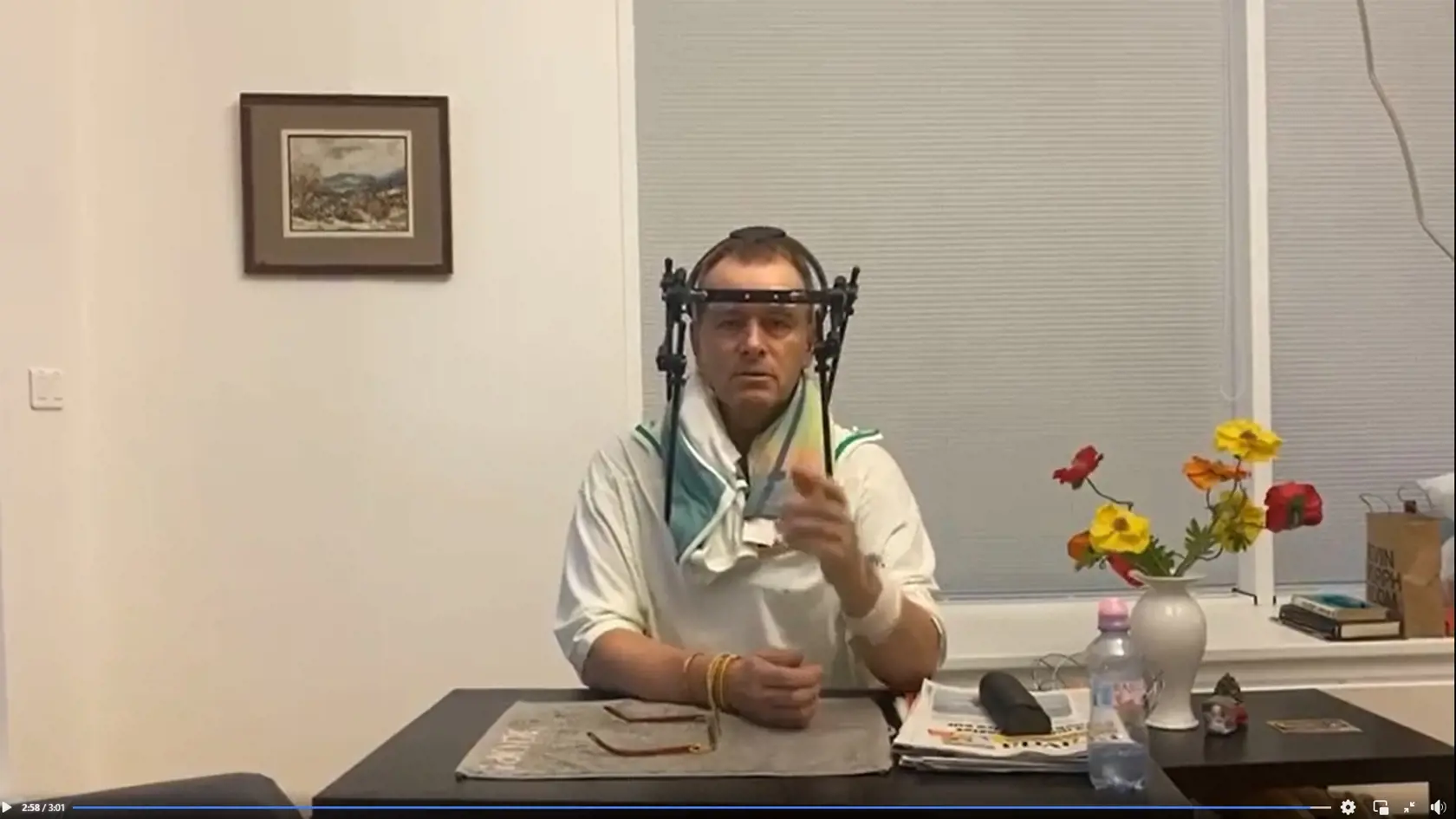 Boris Kollár sa po autonehode zotavoval zo zlomeného druhého krčného stavca v Nemocnici sv. Michala v Bratislave.