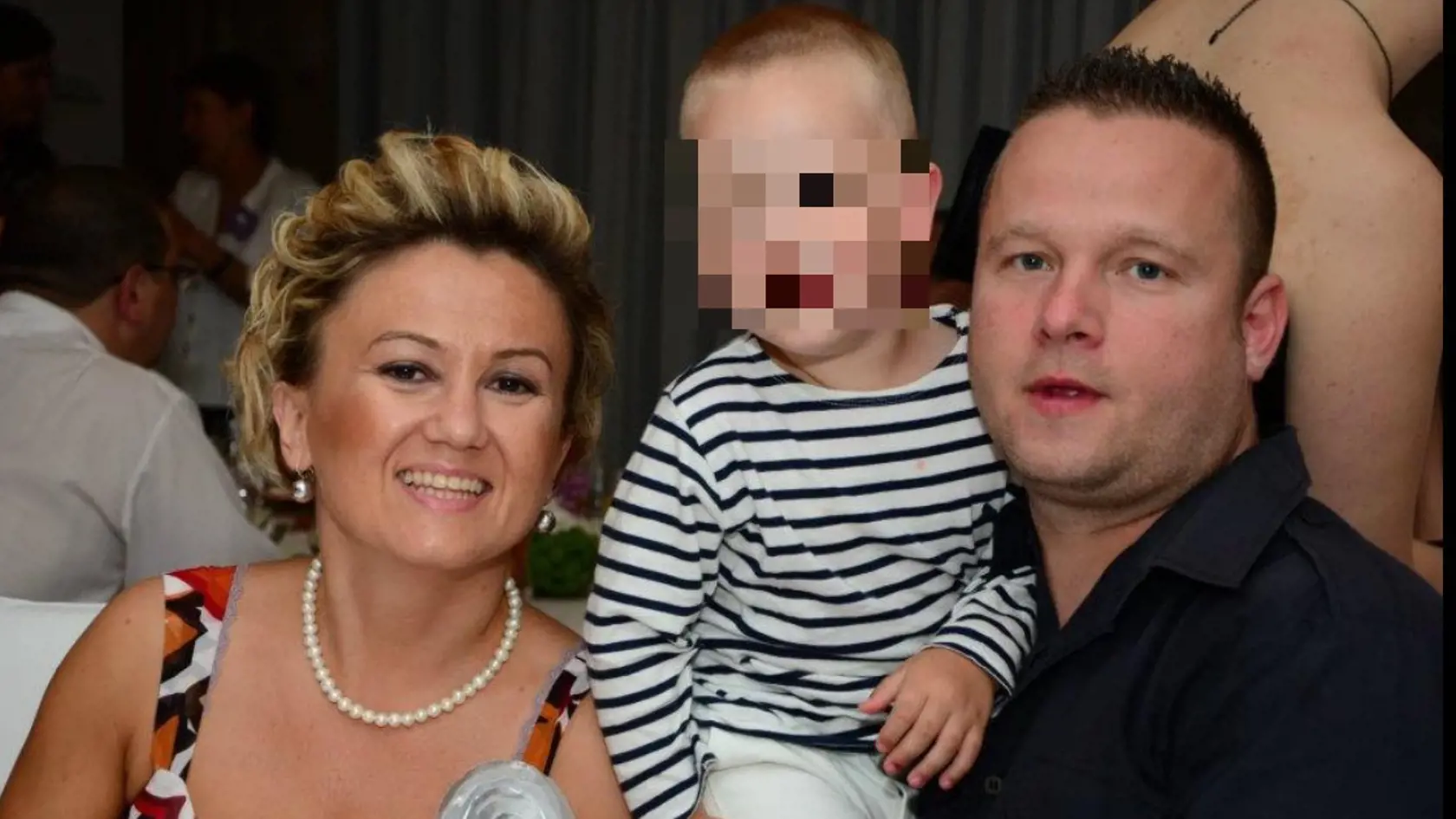 Peter (†45) so Zuzanou a synom v časoch, keď boli spolu šťastní.