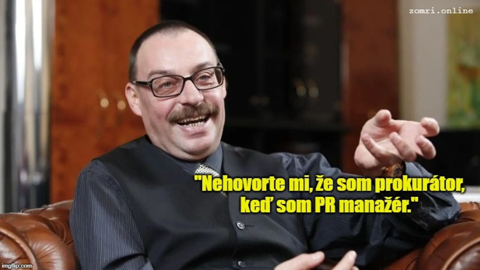 Bývalý generálny prokurátor Dobroslav Trnka radil podľa videa exministrovi financií Jána Počiatka v tom, ako má Počiatek verejnosti odprezentovať, že štátny Tipos poslal Lemikonu 13 miliónov eur.