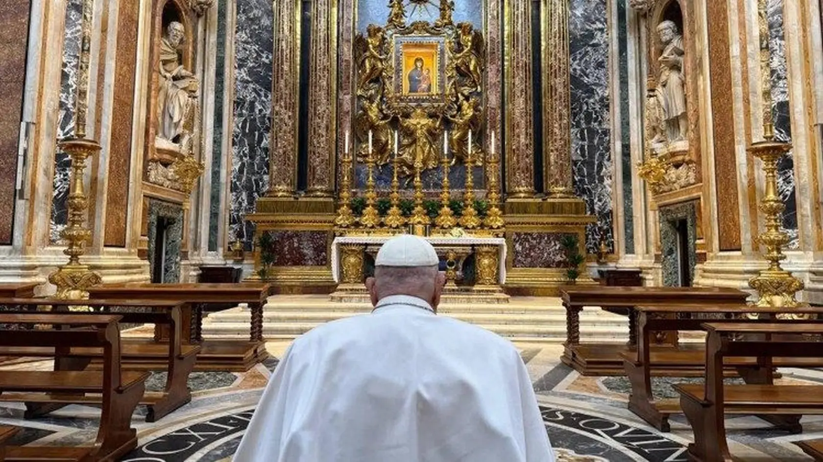 Pápež František v Bazilike Santa Maria Maggiore.