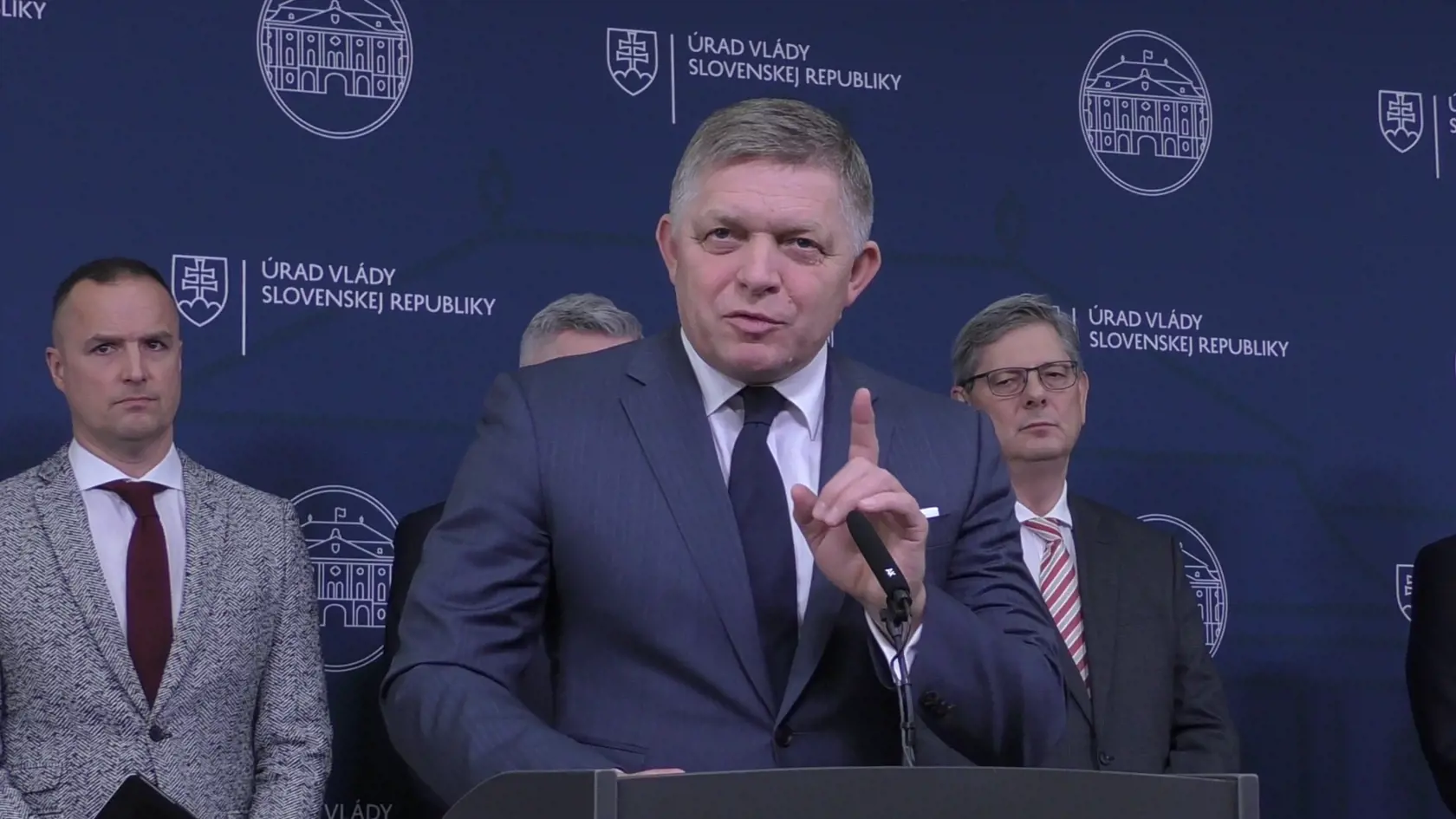 Na snímke premiér SR Robert Fico (Smer-SD) na tačovej konferencii v Bratislave 25. januára 2025. Koalícia predloží k novele Trestného zákona pozmeňovacie návrhy, ktoré konzultuje s generálnou prokuratúrou aj Európskou komisiou. Nebudú nič meniť na základnej podstate novelizácie Trestného zákona, Trestného poriadku a návrhu zrušenia Úradu špeciálnej prokuratúry. Pokiaľ opozícia predloží svoje pozmeňovacie návrhy, koalícia ich zváži. FOTO TASR - Jakub Popelka