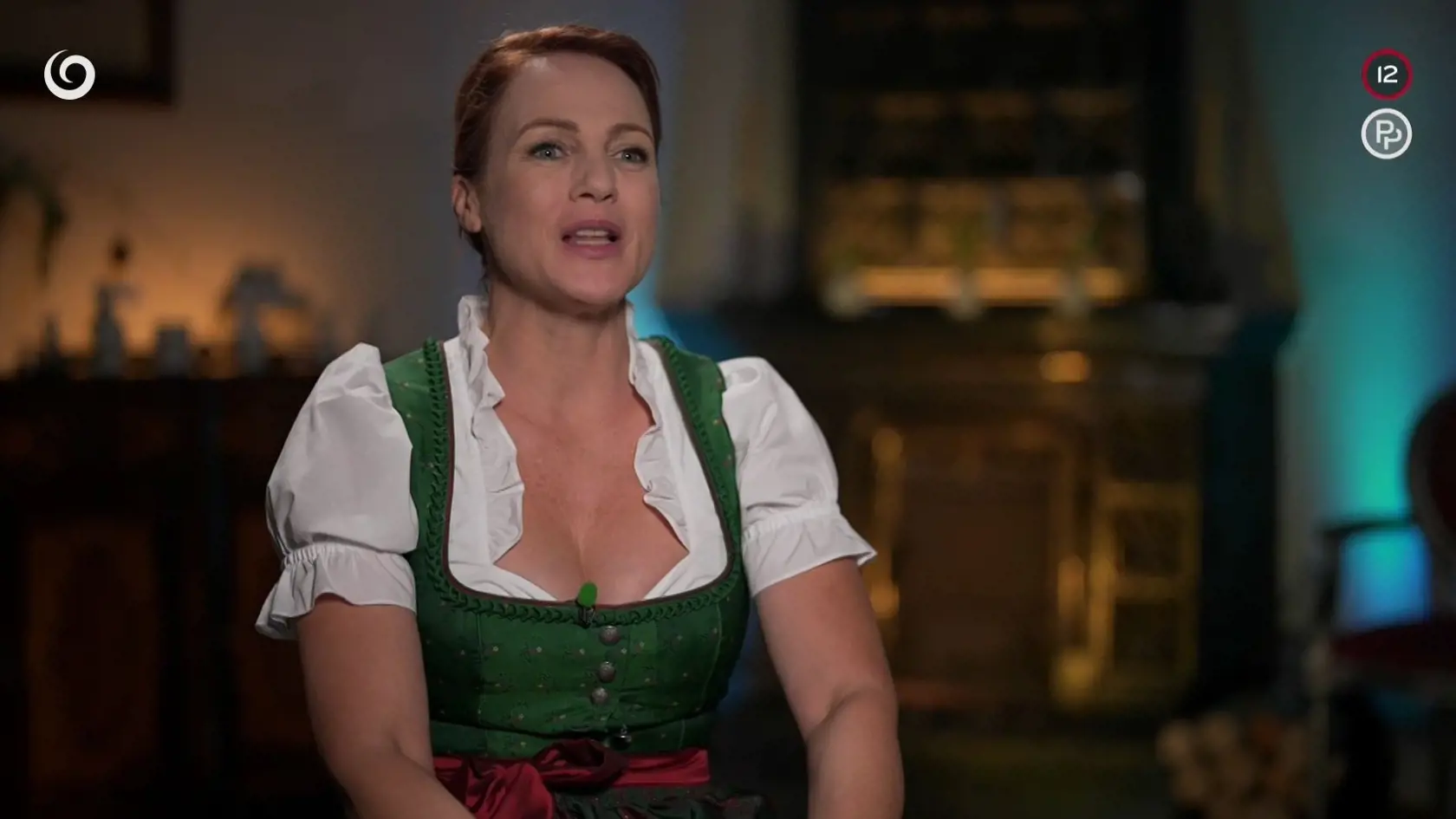 Adriana Poláková si na svoju hostinu obliekla typický rakúsky kroj.