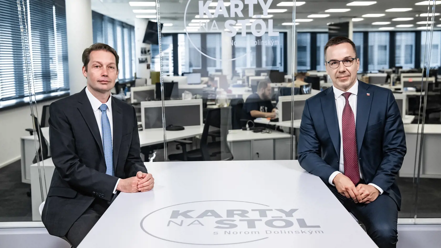 Diskusná relácia “Karty na stôl”, ktorej hosťom bol Erik Tomáš (Hlas-SD), minister práce, soc. vecí a rodiny