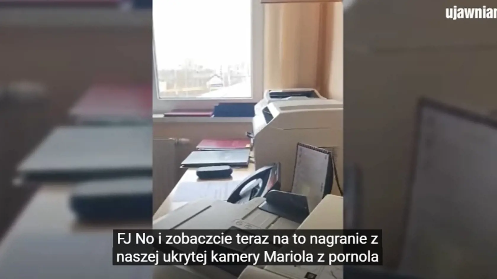 49-ročná poľská úradníčka si privyrábala nakrúcaním erotických videí počas pracovnej doby.
