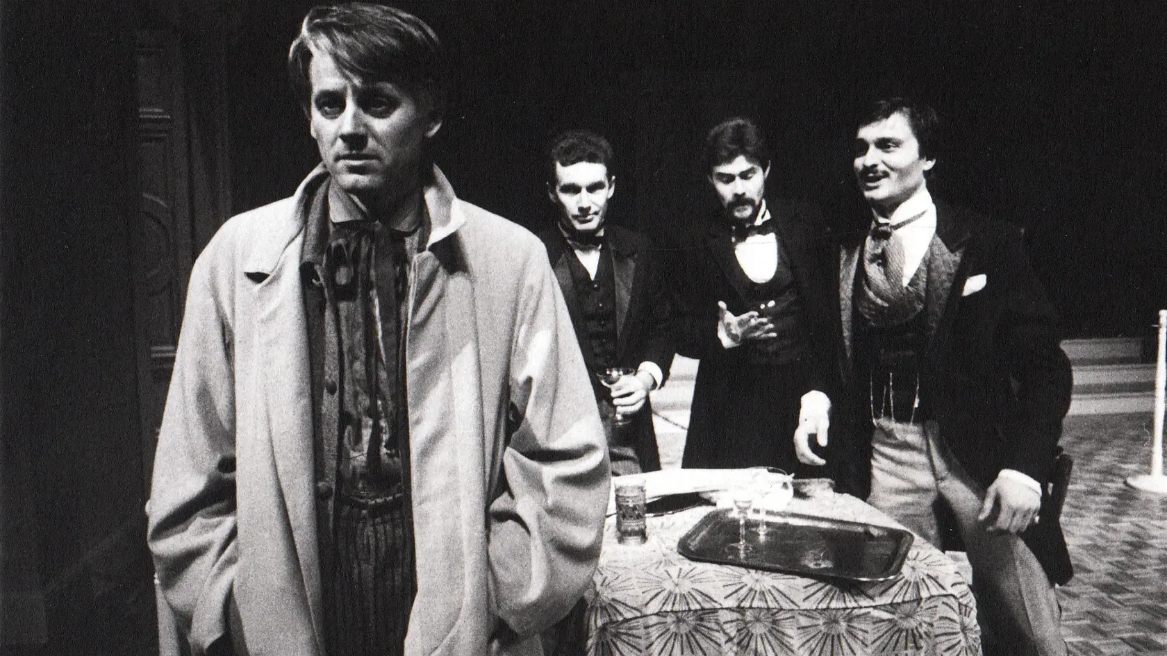 V inscenácii Výnosné miesto z roku 1984 si zahral po boku Petra Rúfusa, Štefana Bučka a Jozefa Vajdu.