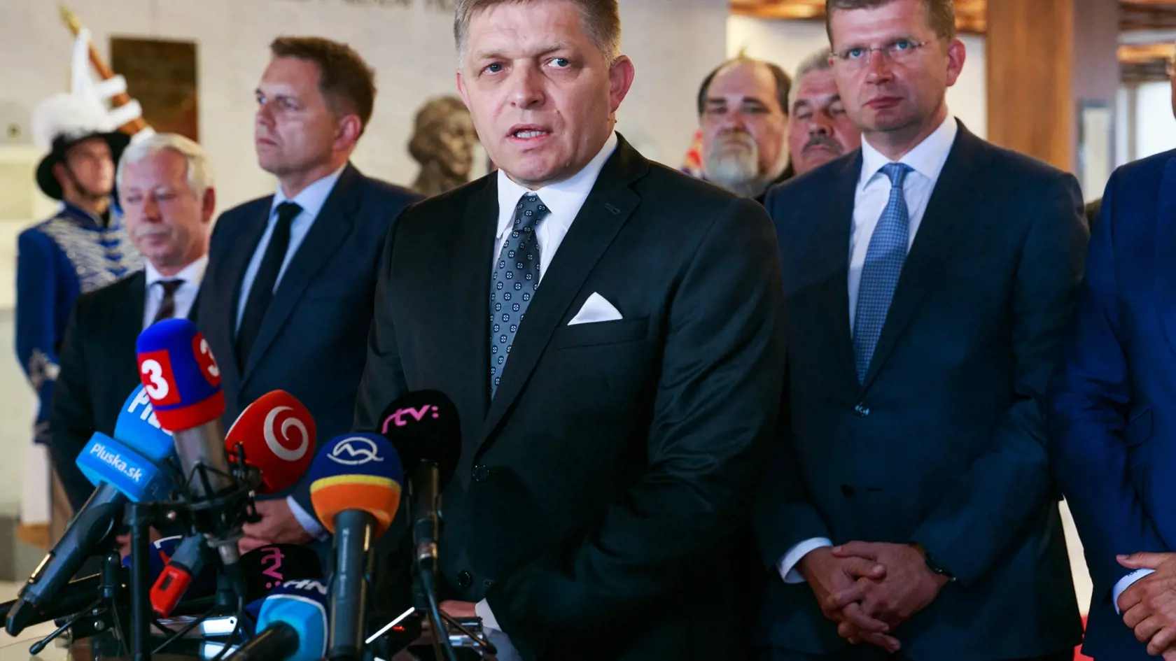 Na snímke poslanci strany Smer-SD