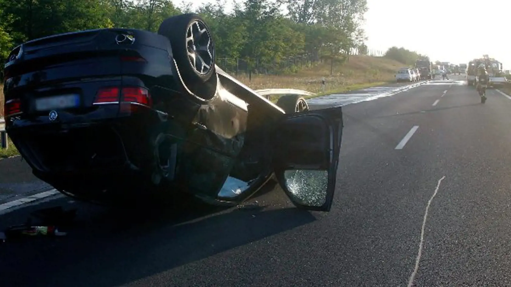 Varholíkovej auto skončilo prevrátené.