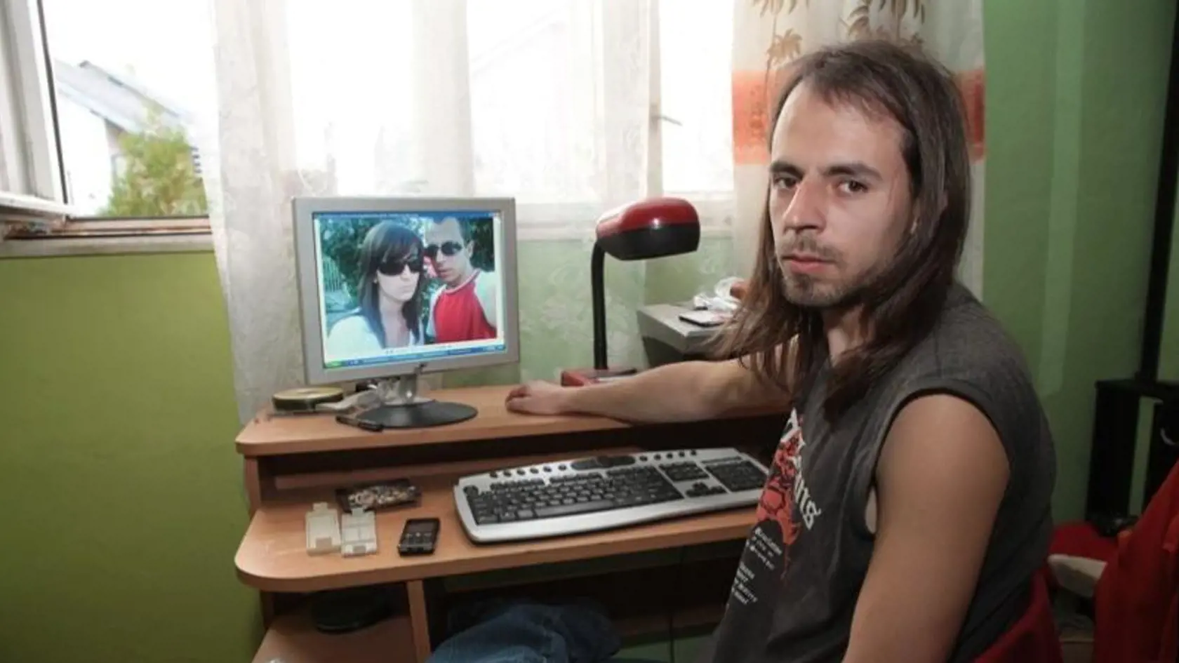 Kedysi, v čase vysielania Mama, ožeň ma. Takto sa prezentoval na televíznych obrazovkách.
