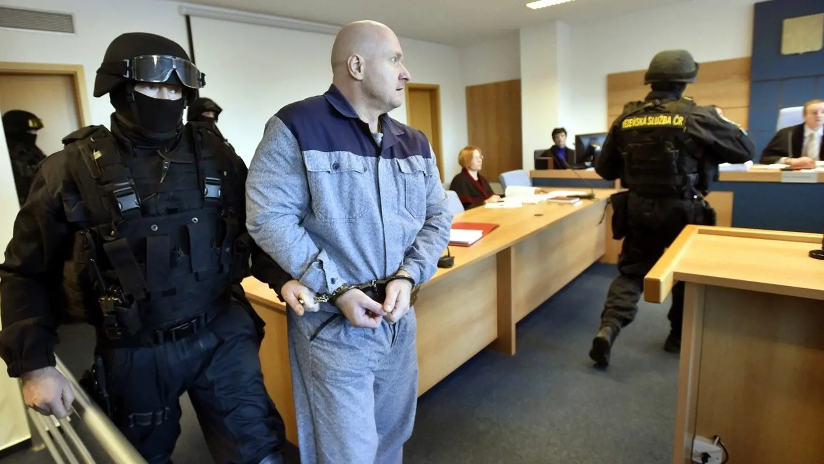 Rudolf Fian dostal po metanolovej kauze doživotný trest, ktorý si odpykáva vo väzení pre najťažších zločincov v českom Mírově.