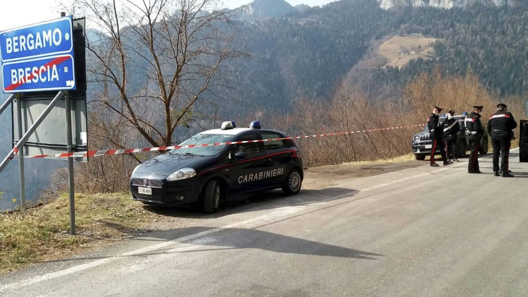Snaha uživiť svoje malé dieťa nakoniec stála krásnu Carol život. Začiatkom mesiaca náhodný okoloidúci našiel blízko mesta Borno neďaleko Brescie vo vreciach na odpadky odrezané ruky. Policajti následne pozostatky identifikovali vďaka tetovaniu. Rozrezané telo patrilo práve krásnej Carol.