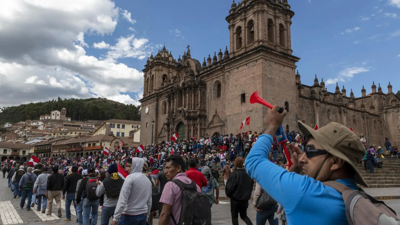 Peru: Vláda vyhlásila výnimočný stav v nepokojných regiónoch