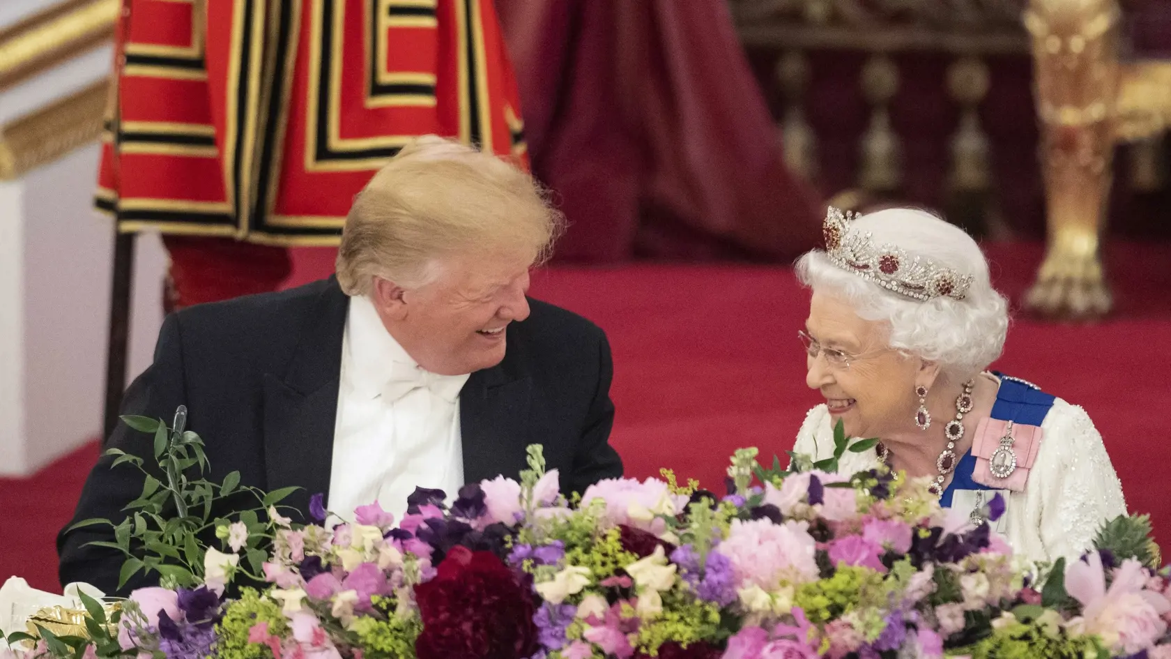 Kráľovná Alžbeta II., Donald Trump