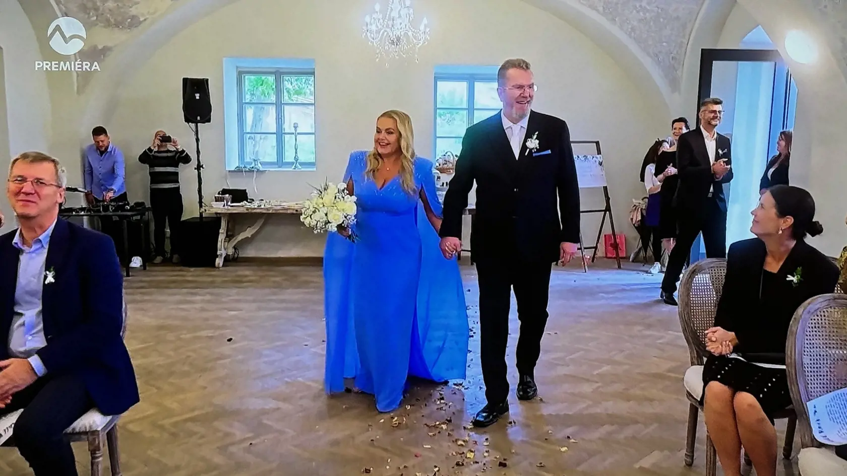 Svadba Richarda Müllera. Reportáž priniesla markizácka Smotánka.