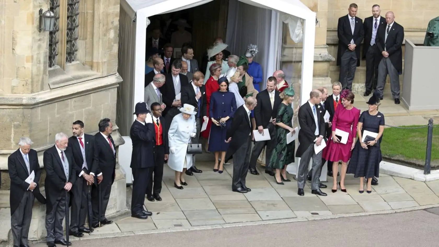 Queen Elizabeth II and Prince Philip leave after the wedding of Princess Eugenie of York and Jack Brooksbank at St Georgeâs Chapel, Windsor Castle, near London, England, Friday Oct. 12, 2018. (Aaron Chown, Pool via AP)