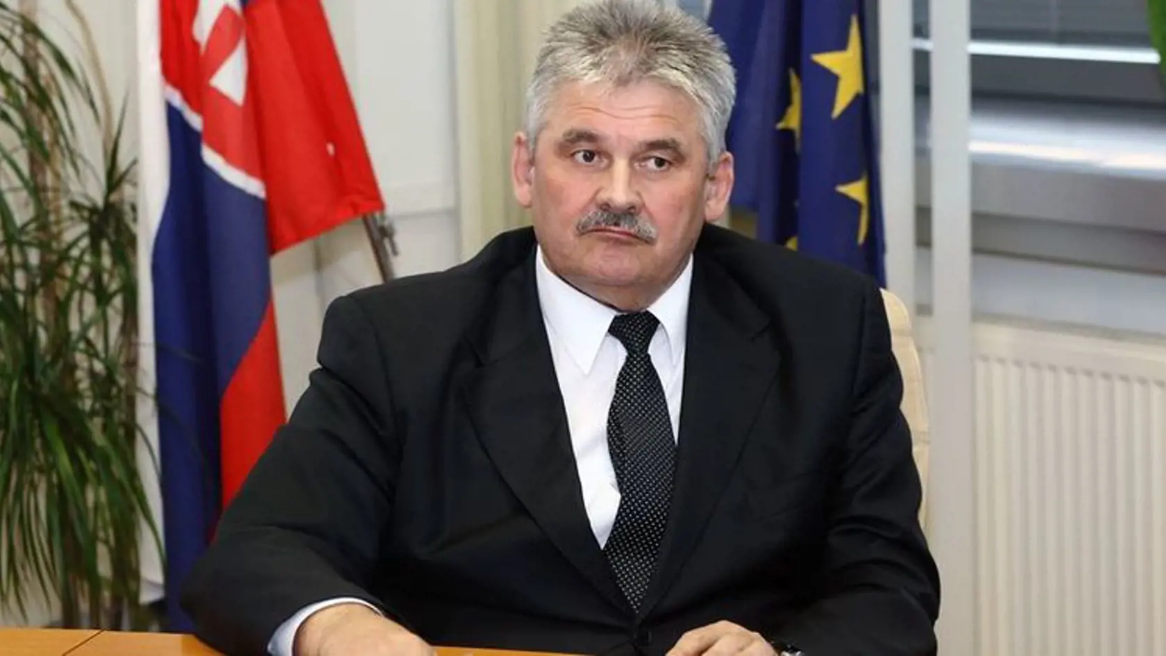 Ján Richter strávil popoludnie v spoločnosti svojej manželky.