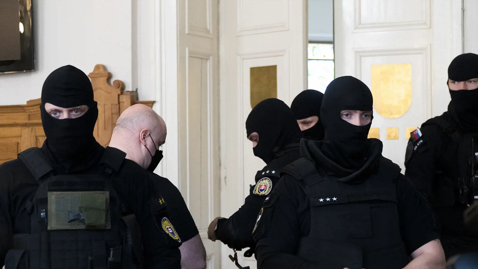 Bývalý člen podsvetia východného Slovenska Branislav Adamčo sa v piatok postavil pred súd, ktorý mu uložil nový trest.
