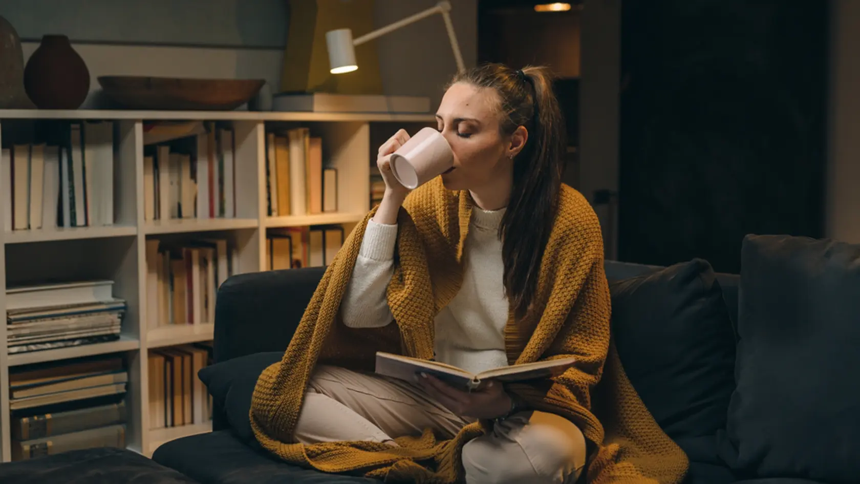 Čaj pred spaním nie je problém, ale oplatí sa vedieť pár informácií, aby ste dobre zaspali.