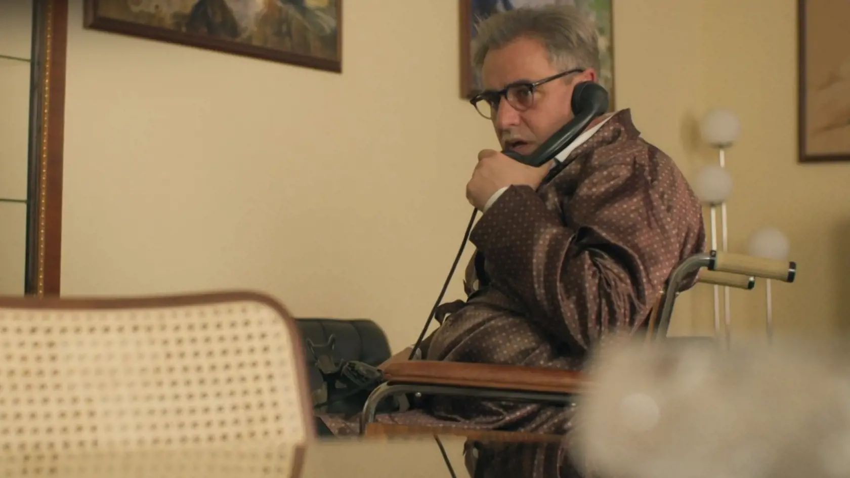 Holubec bol schopný telefonovať aj bez zapojeného kábla.