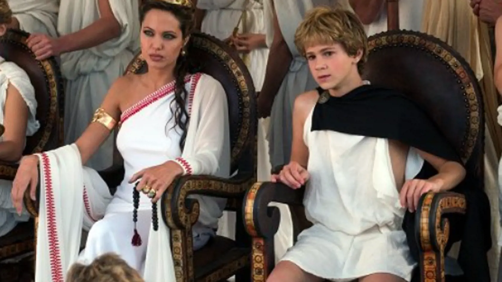Angelina Jolie vo filme Alexander Veľký.