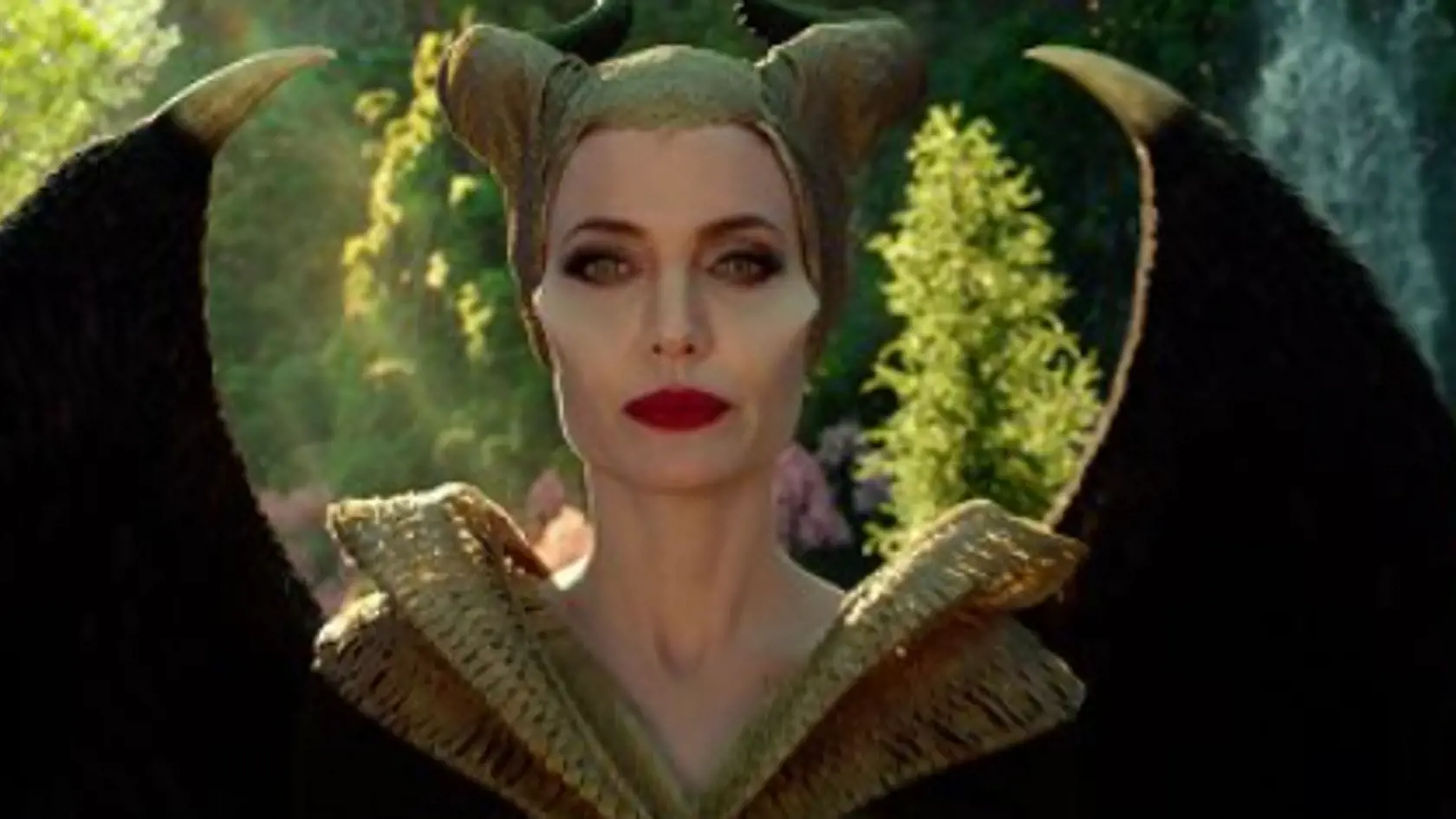 Angelina Jolie vo filme Maleficent.