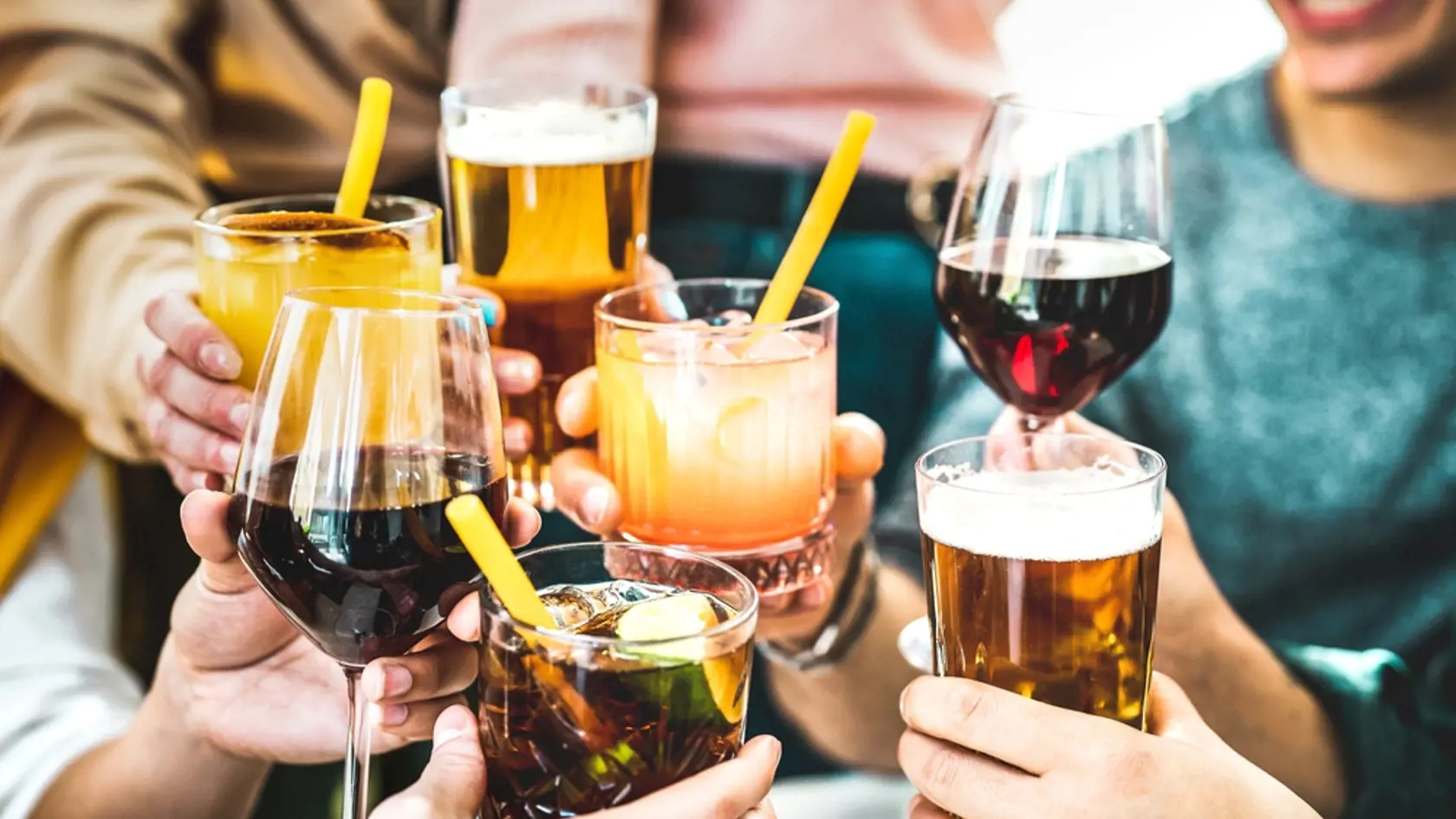Friends,Hands,Toasting,Fancy,Cocktails,-,Young,People,Having,Fun