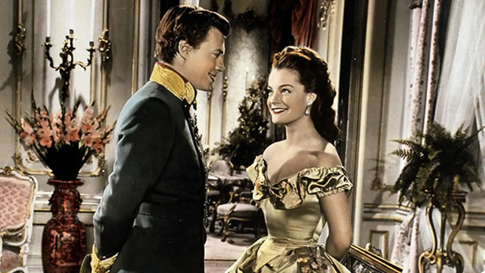 Slávny film o Sissi s Romy Schneider bol romantický, ale nie úplne presný.