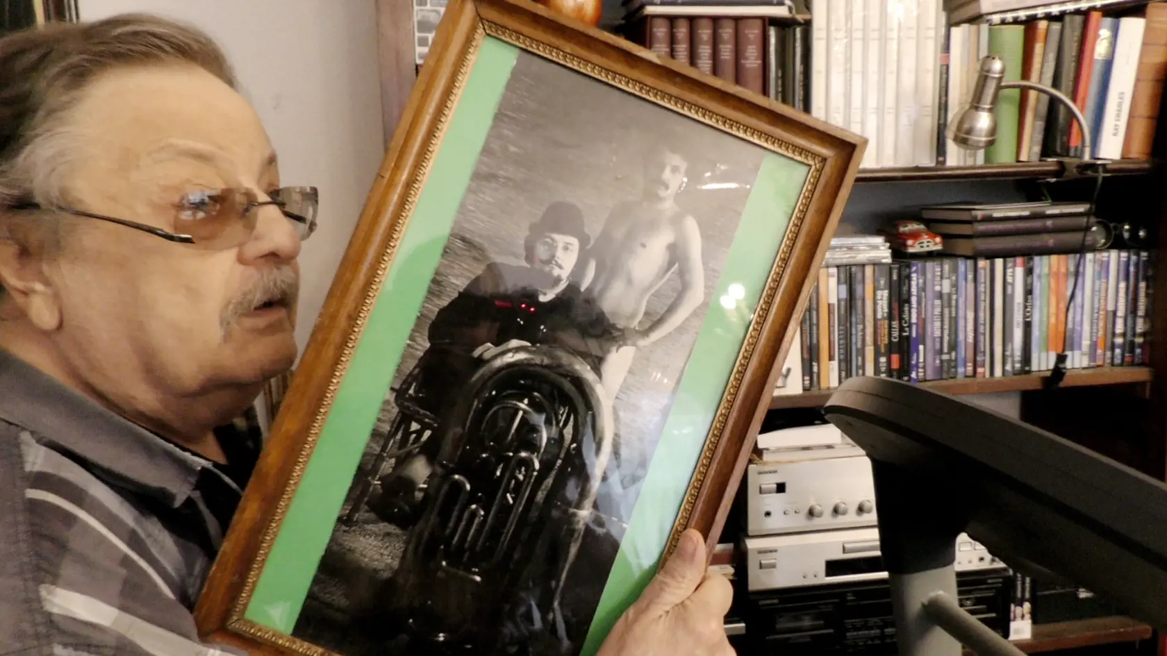 Bratia Rebeli. Jan a Petr na dobovej fotografii založili legendárnu kapelu Apollobeat.