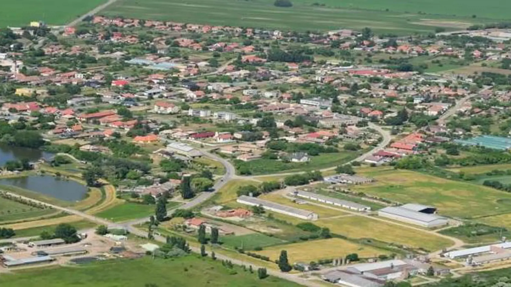 Obec Búč s 1200 obyvateľmi pôsobí priam idylicky.