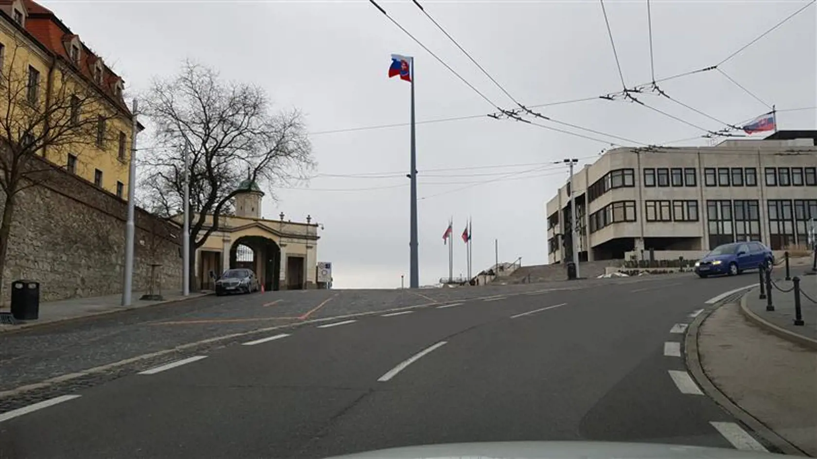Takto bude vyzerať nový stožiar Andreja Danka pred parlamentom