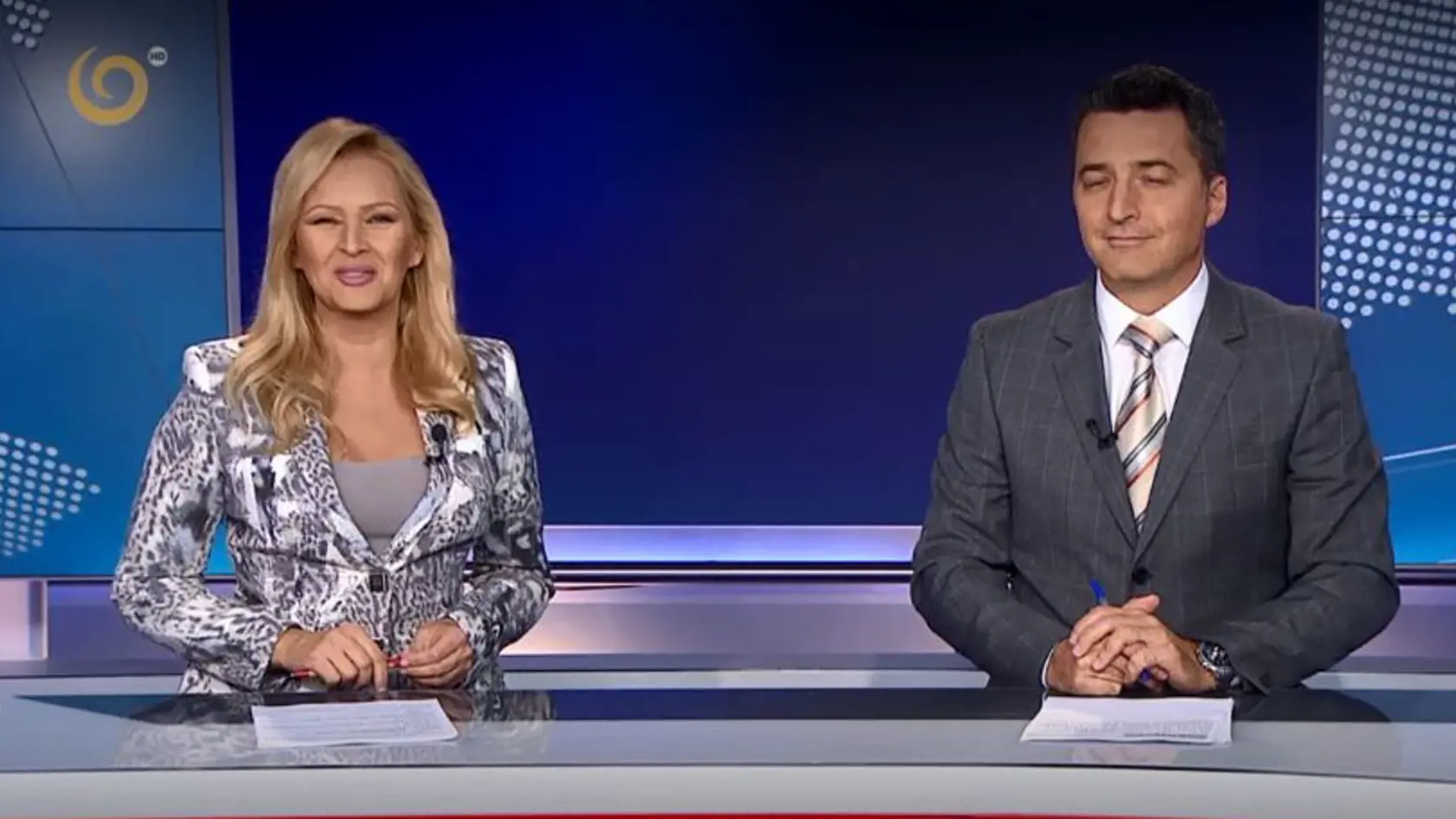 Jojkárka Adriana Kmotríková sa pomýlila a následne neudržala svoj smiech v priamom prenose. 