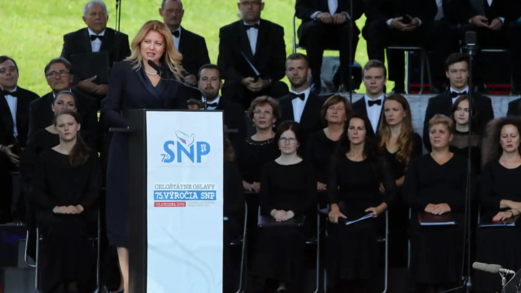 Prezidentka Zuzana Čaputová si oslavy SNP užila s patričnou vážnosťou.