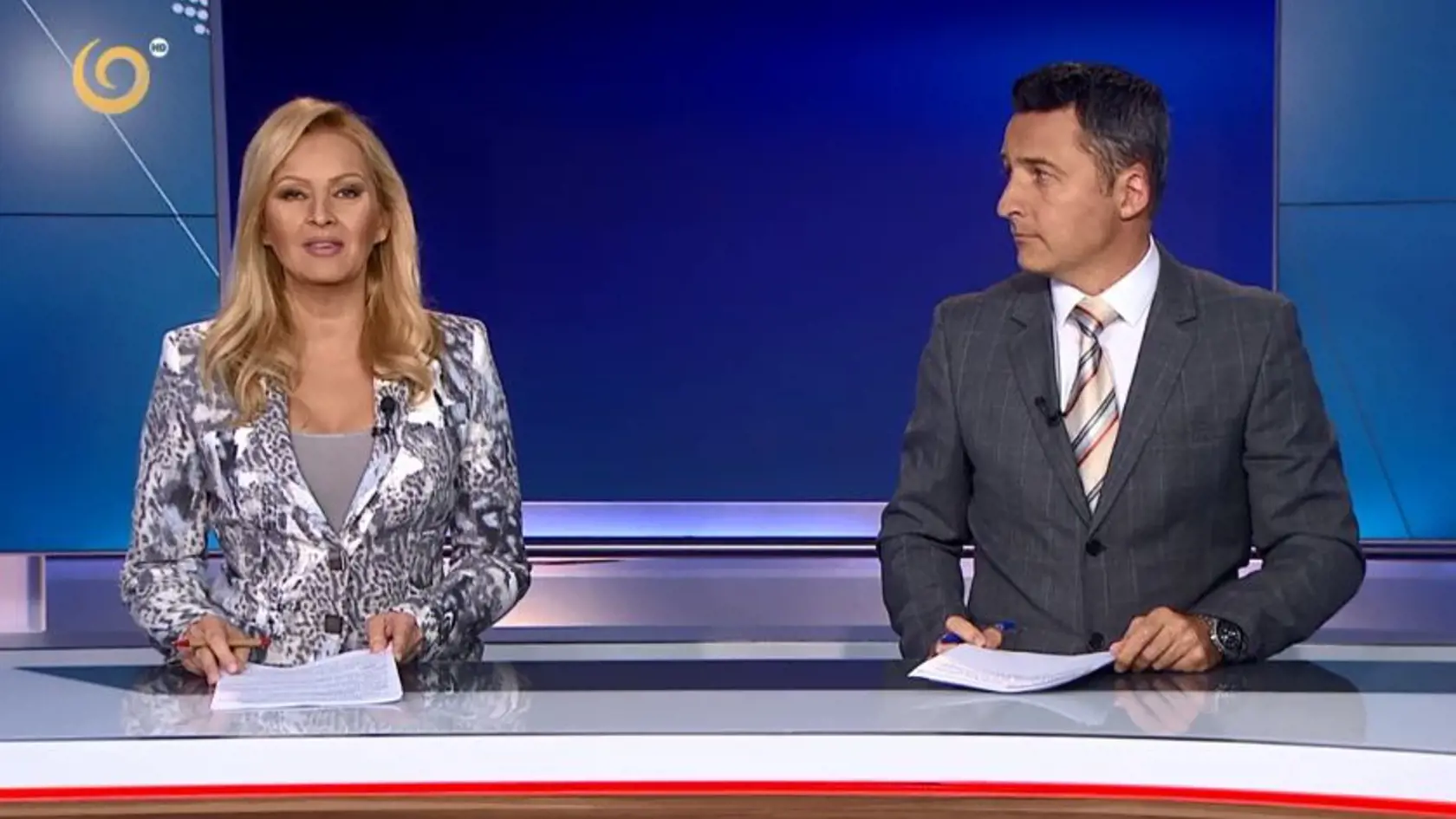 Adriana Kmotríková a Ľuboš Sarnovský počas štvrtkových Novín.