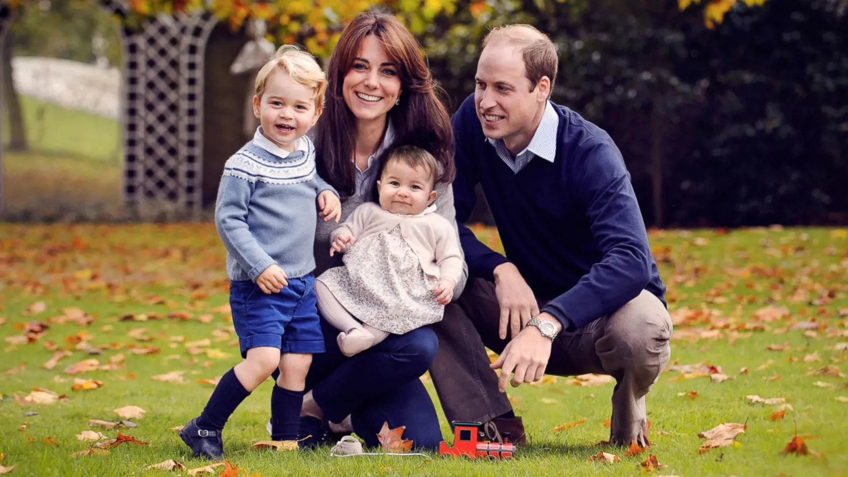 William a Kate nestrávia Veľkú noc s kráľovnou Alžbetou II., ale v usadlosti v Norfolku.