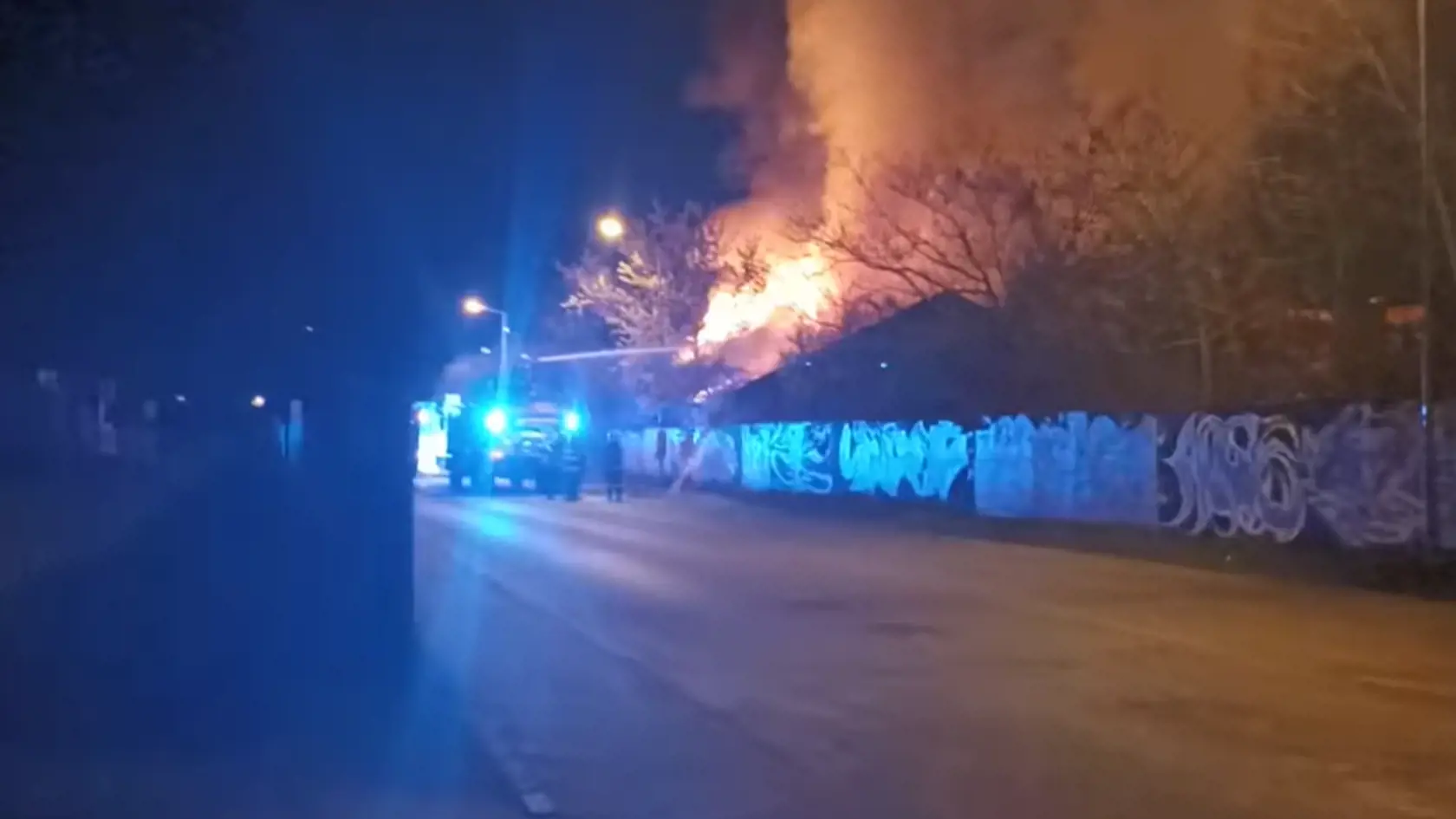 V bratislavskej Rači horela budova bývalého Matadoru.