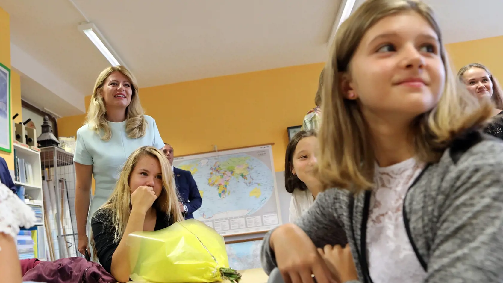 Zuzana Čaputová jasne pomenovala problémy v našom školstve. Školský rok bola otvoriť na ZŠ Turnianska v bratislavskej Petržalke.