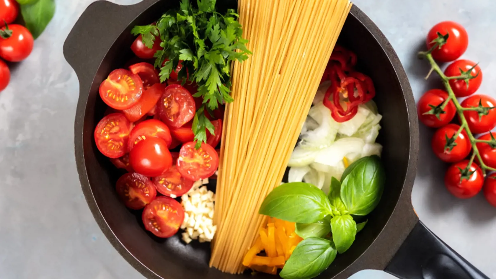 One,Pot,Pasta,Dish,Seeing,From,Above