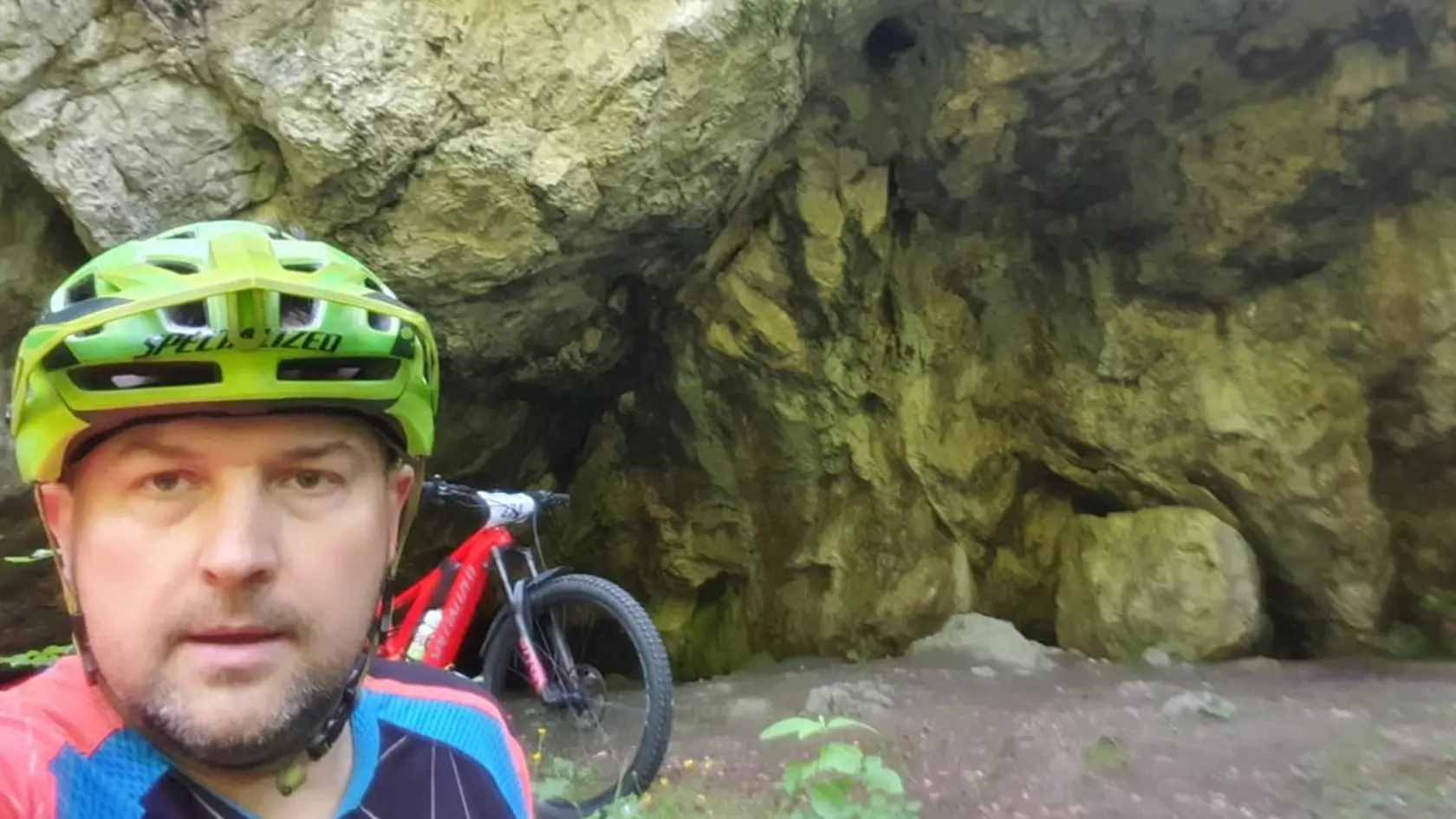 Marek zo servisu Kaktus bike v Bratislave radí, ako správne skladovať bicykel.