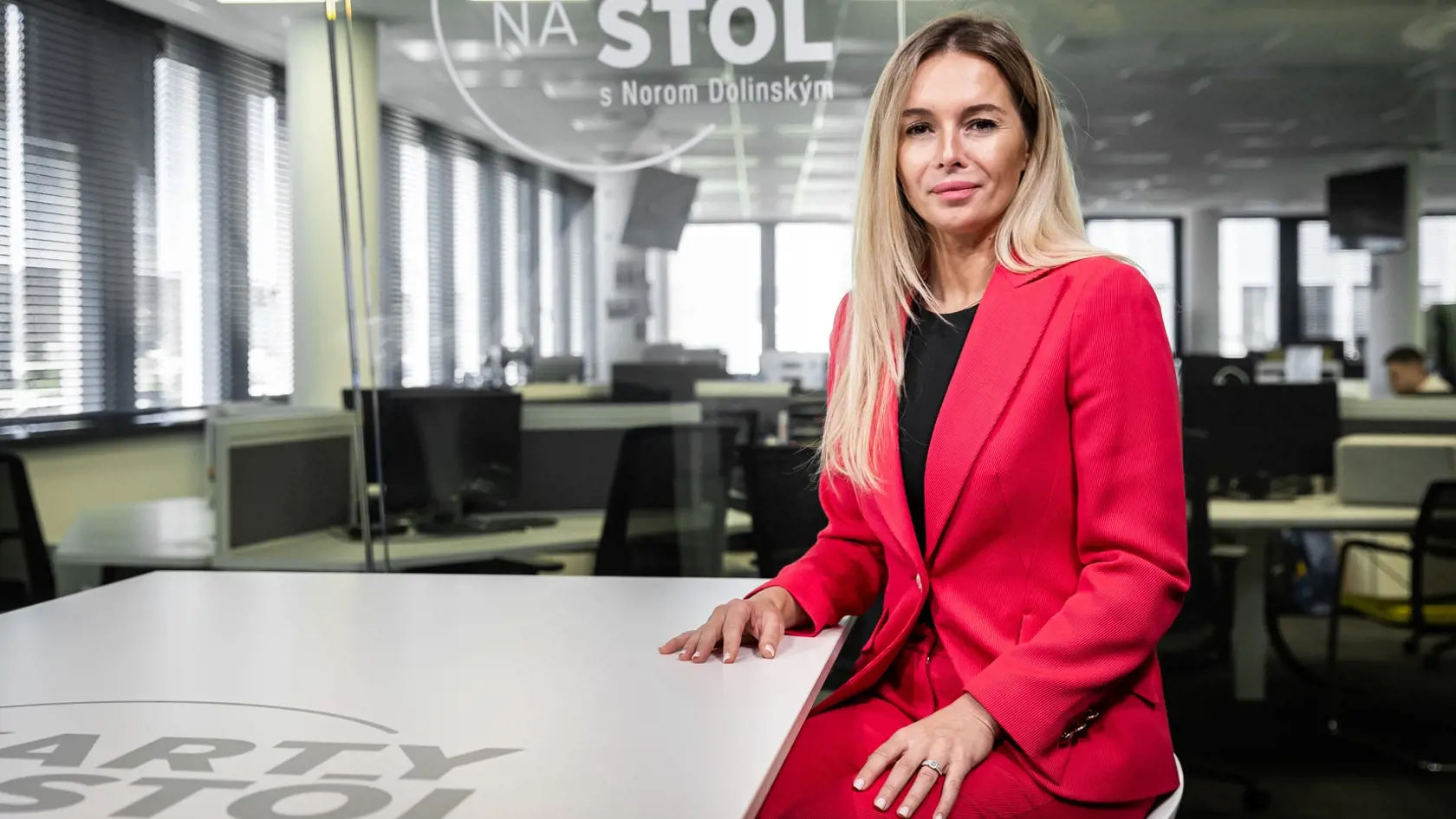 Diskusná relácia "Karty na stôl", ktorej hosťom bola Simona Zacharová.