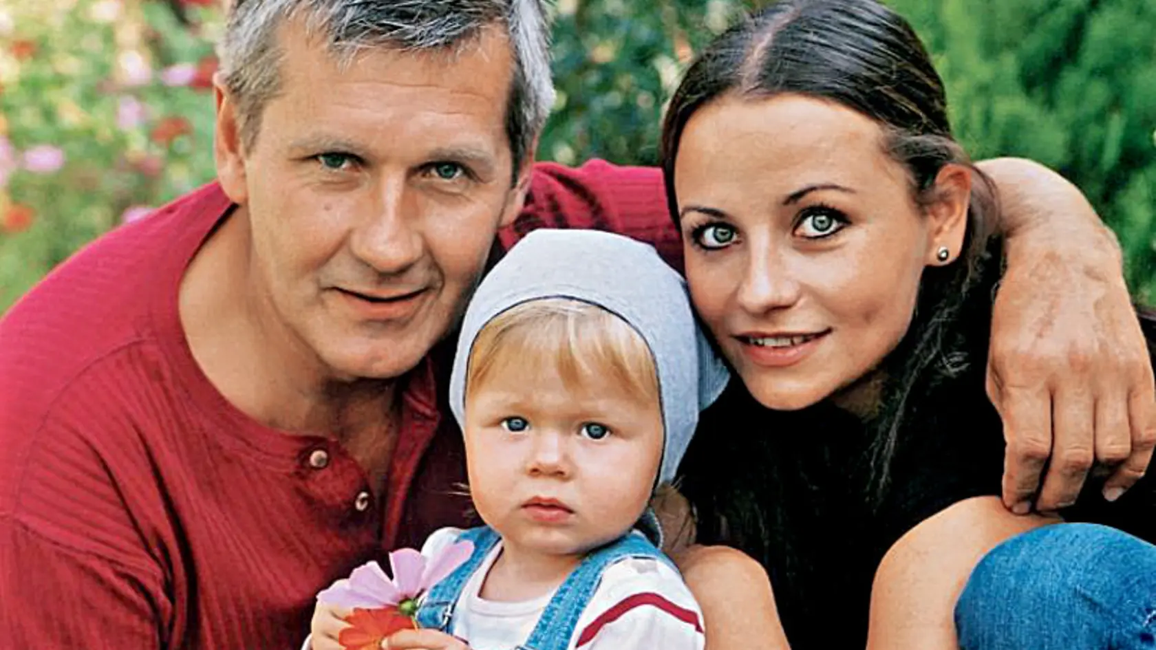 Takúto šťastnú rodinu tvoril Janko Kroner s Lenkou a dcérou Oaulínkou pred pár rokmi.