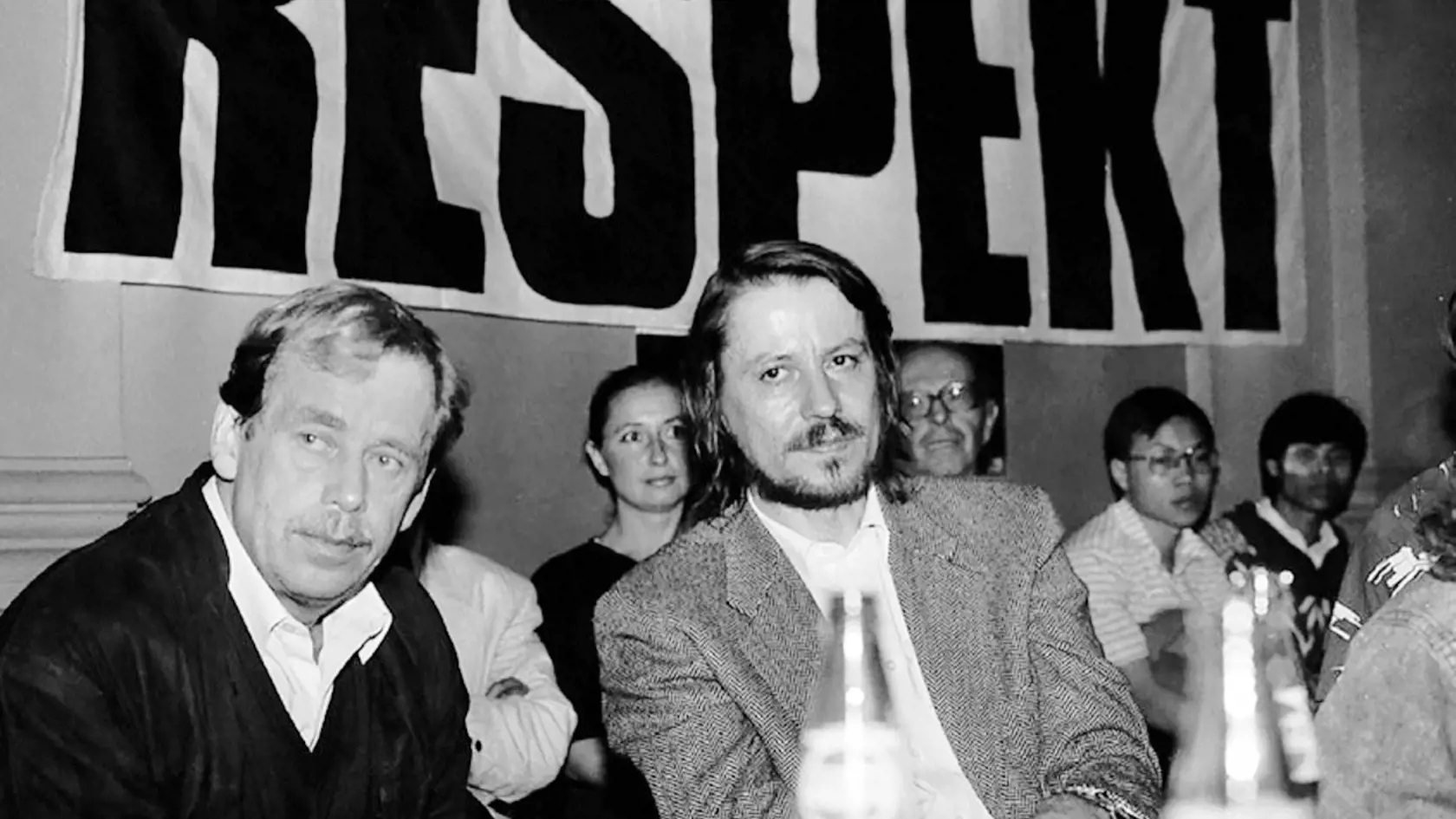 Bývalý český prezident Václav Havel (vľavo).
