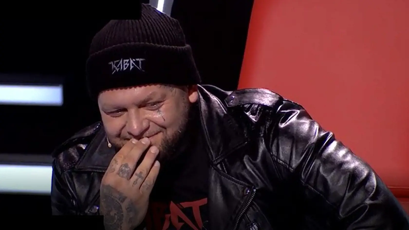 Raper Kali sa nevedel prestať smiať.