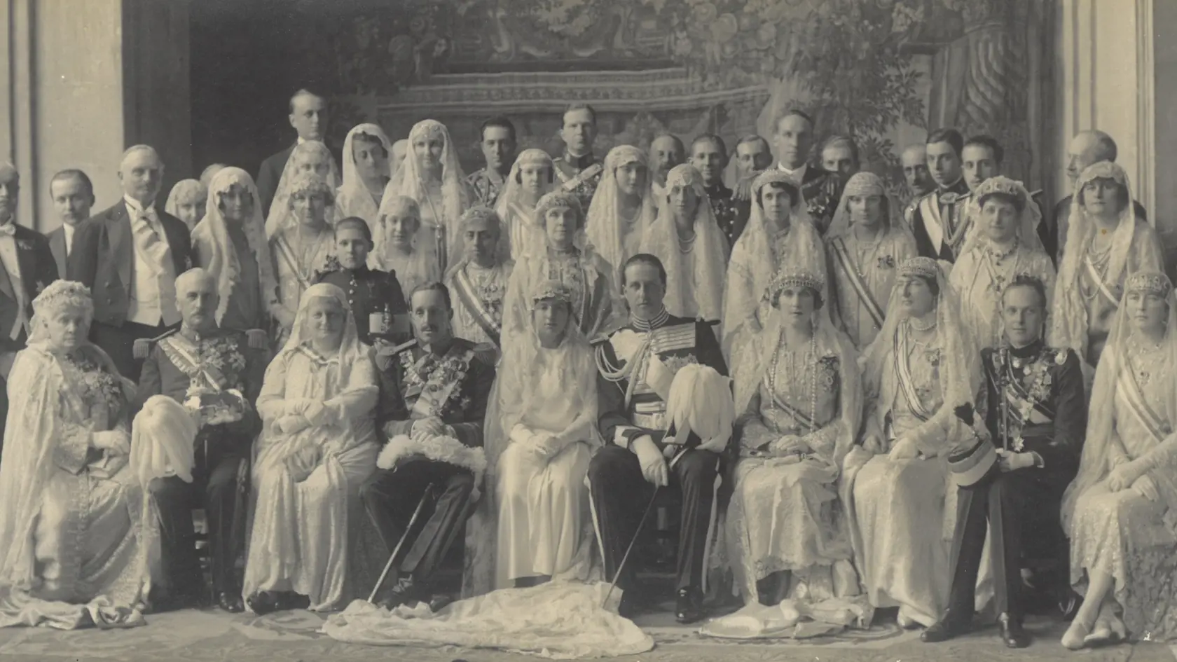 Svadobná fotografia Jána a Izabely Zámoyských, ktorá sa uskutočnila v Madride v roku 1929.