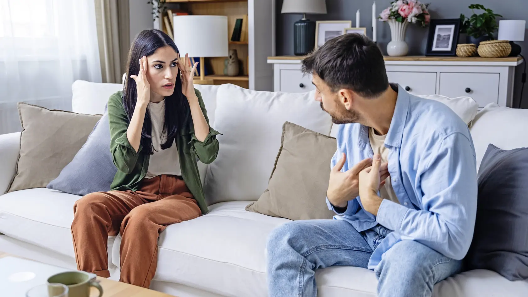 Selektívna pozornosť. Ak sa váš partner o vás nezaujíma a ožije len pri témach, ktoré sa týkajú jeho, zrejme vo vzťahu nebudete šťastný.