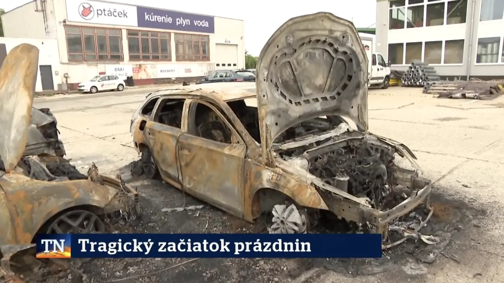 Pred tým, ako podpálil školu, mal 18-ročný intelektuálne nadaný Benjamín vyčíňať aj vo firme na Pestovateľskej ulici, kde brigádoval.