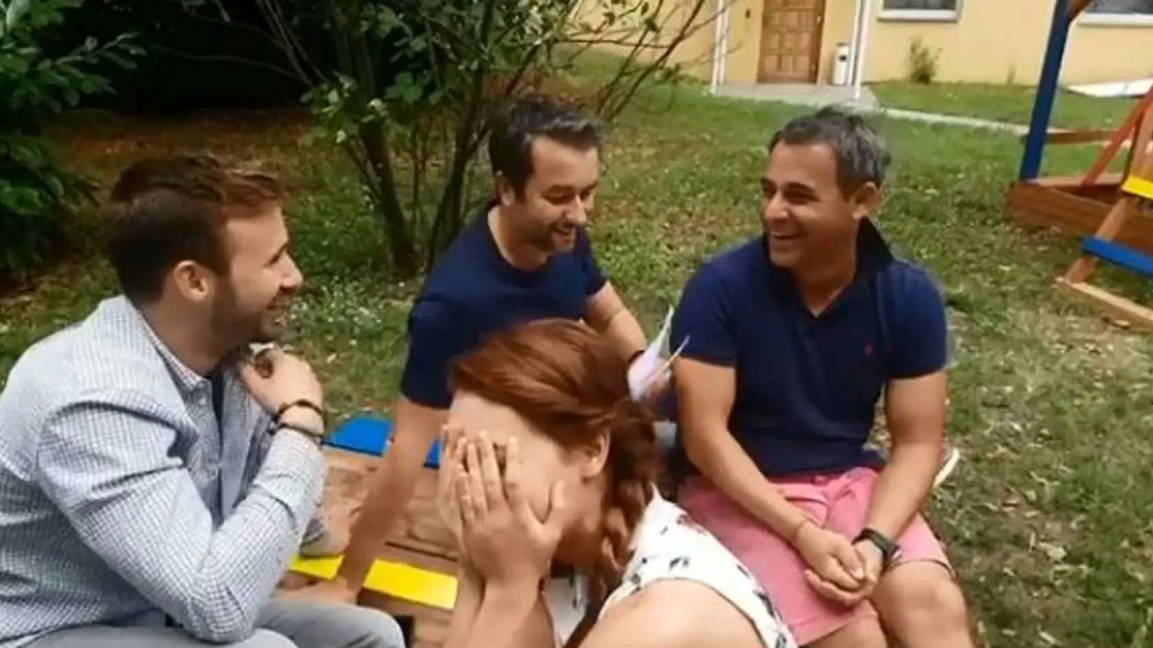 Seriál OTECKOVIA sledujú všetky generácie - od školákov cez tínedžerov, rodičov až po dôchodcov.