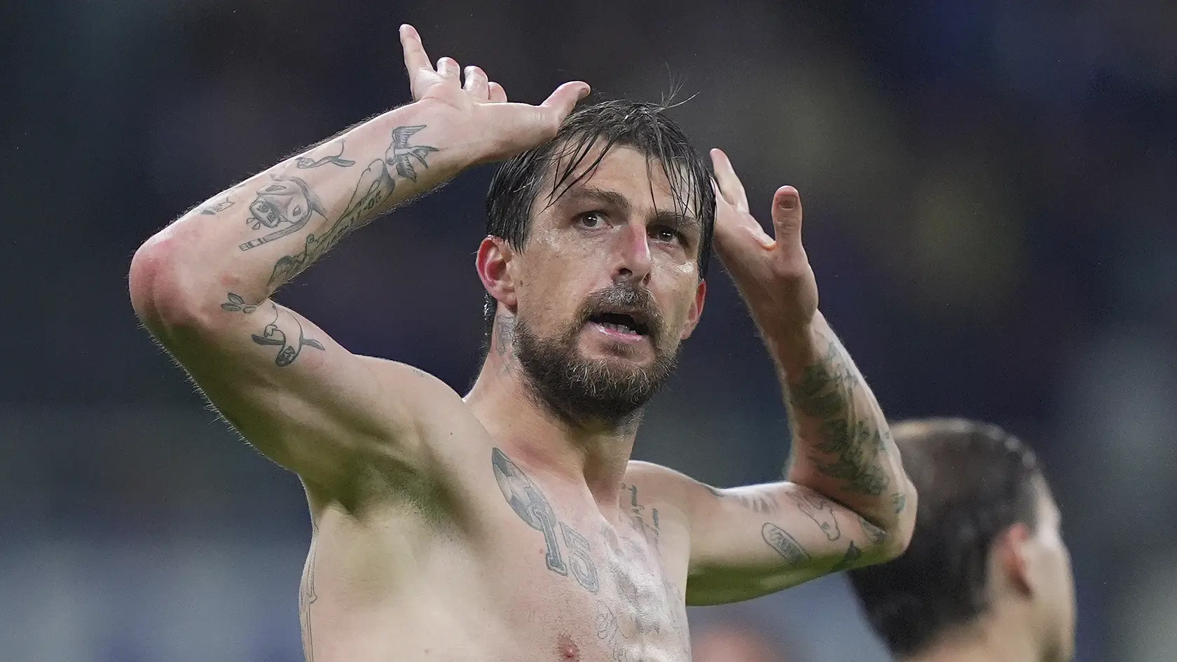 Francesco Acerbi oslavuje vyrovnávajúci gól.