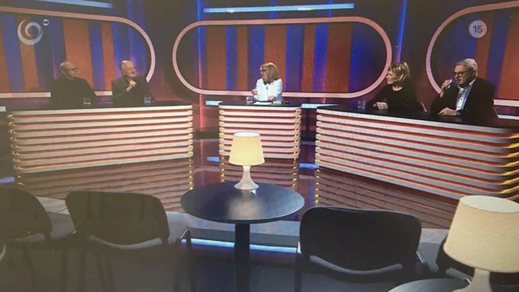 Sedmička bola tentokrát venovaná zosnulému Mariánovi Geišbergovi. Relácia sa dokonca nakrúcala aj bez divákov. 