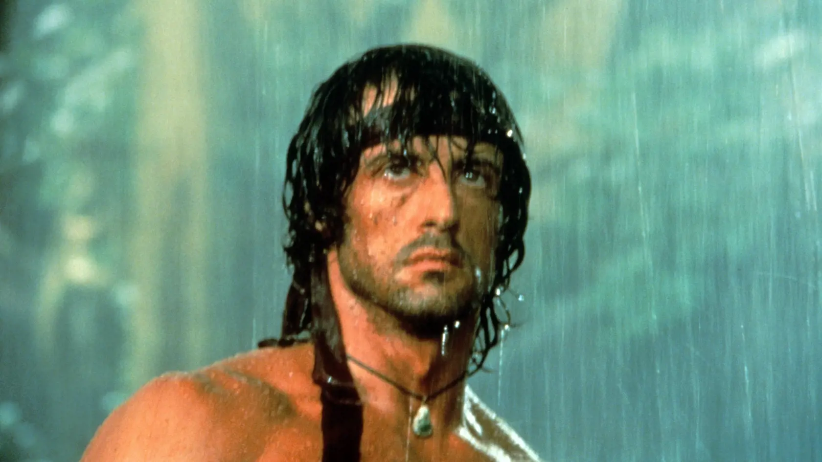 Sylvester Stallone ako Rambo